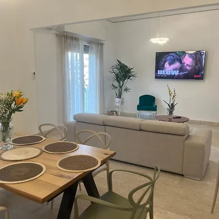 Guest house Angelica Holiday